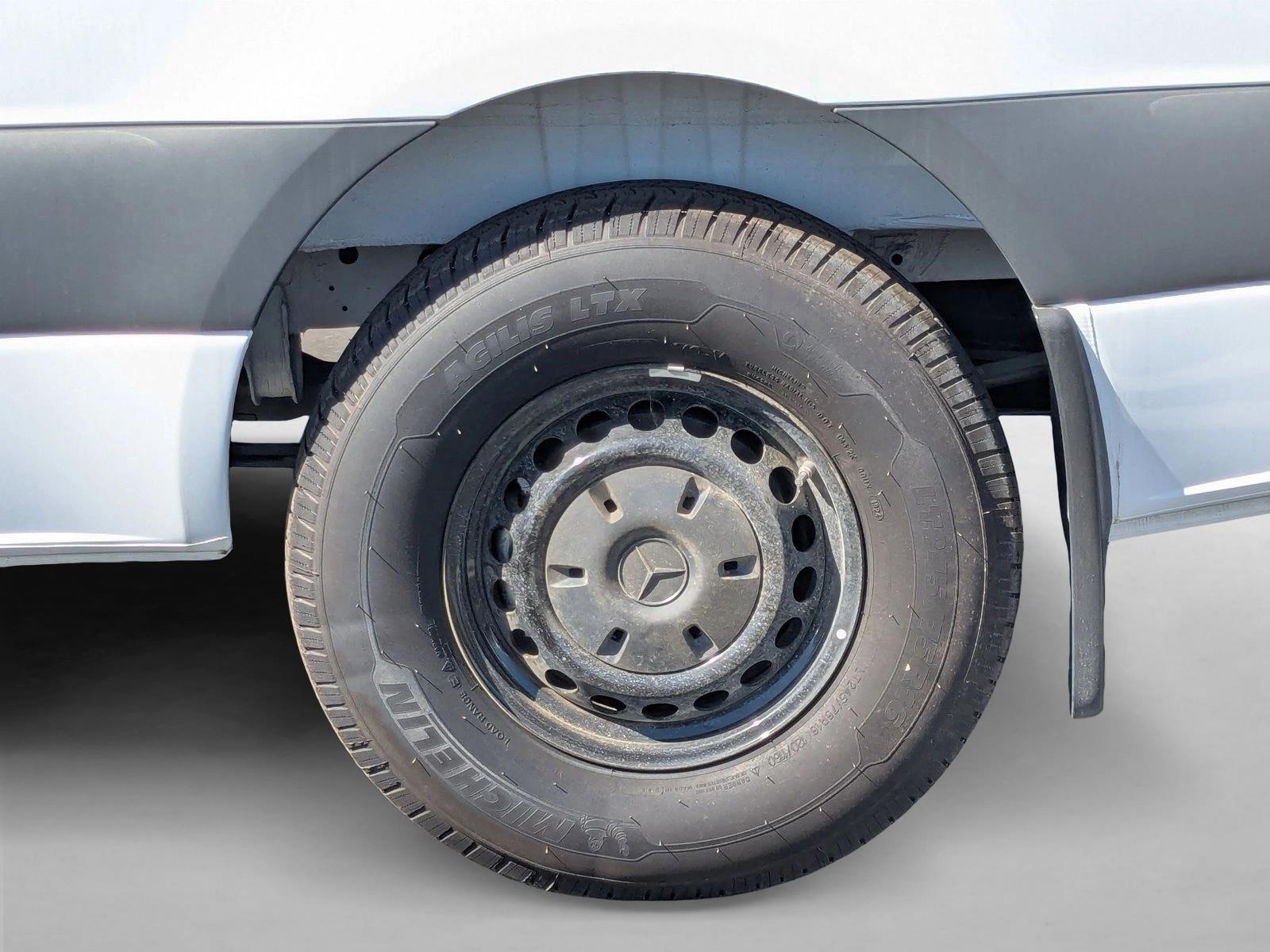 2025 Mercedes-Benz Sprinter Cargo Van Base - Photo 10