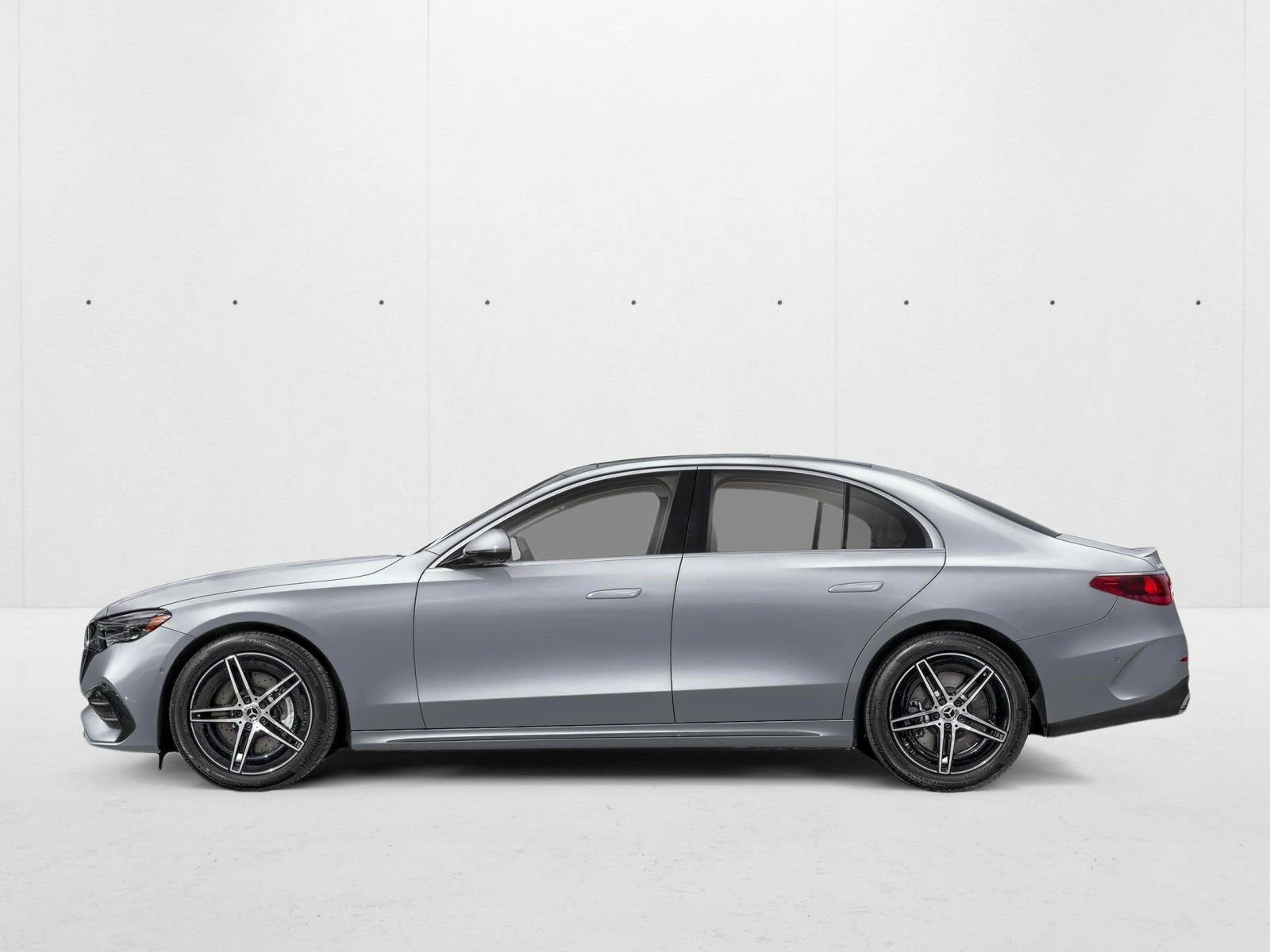2026 Mercedes Benz E 450 4MATIC photo 2