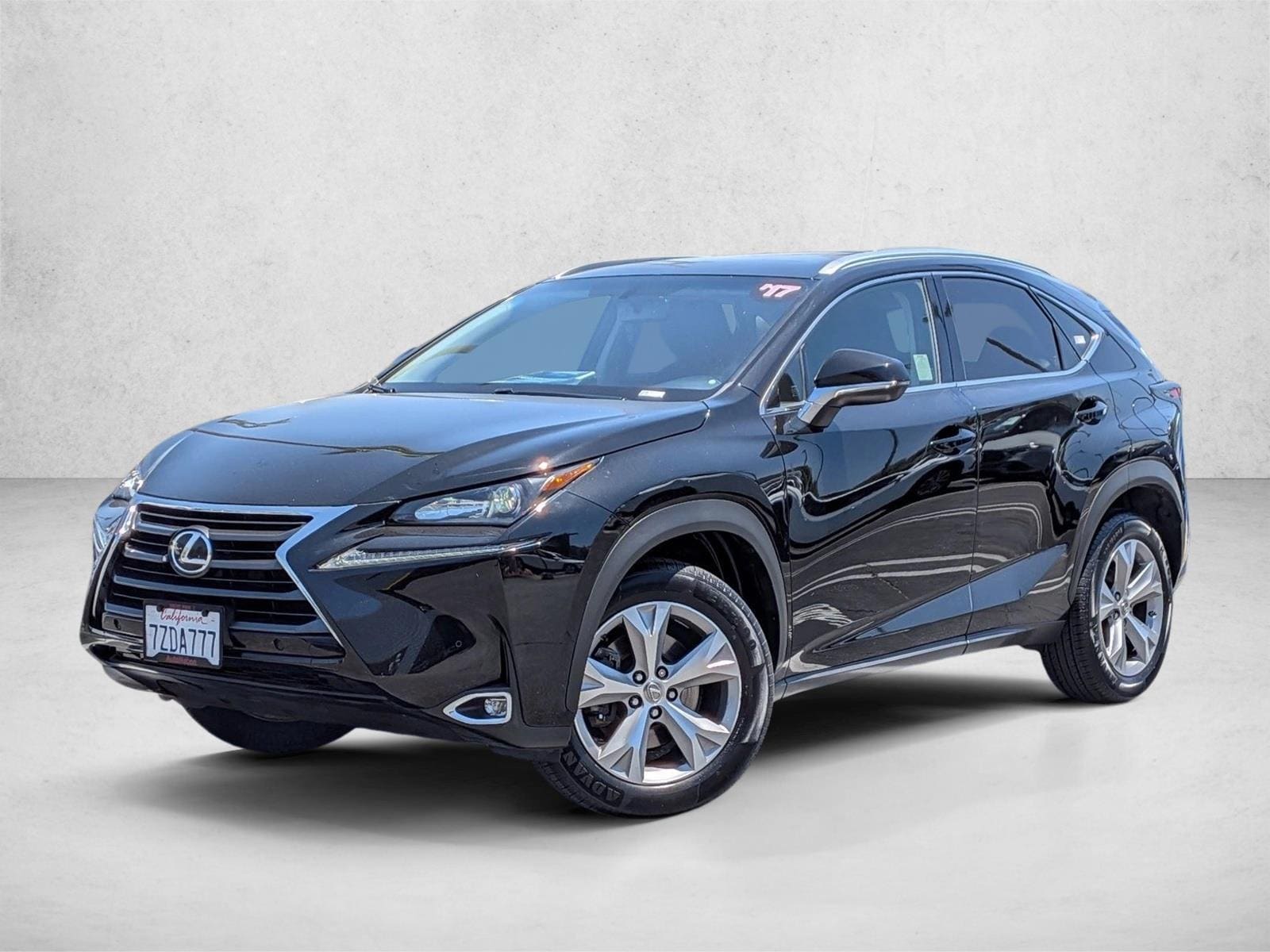2017 Lexus NX 350's photo