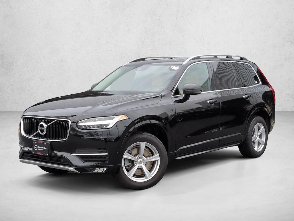 Used 2016 Volvo XC90 T5 Momentum AWD SUV