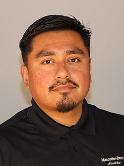 Staff member Jovani Juarez from ID_e56c2eb57299