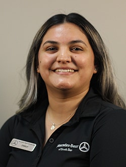 Staff member Emily Solis from ID_e56c2eb57299