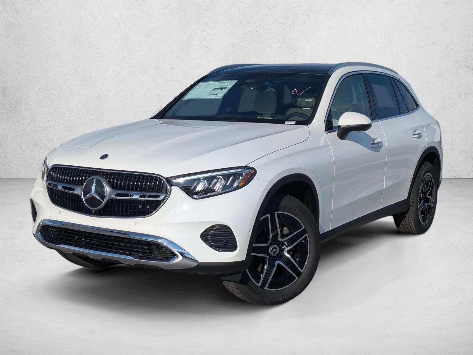 2026 Mercedes-Benz GLC Base's photo