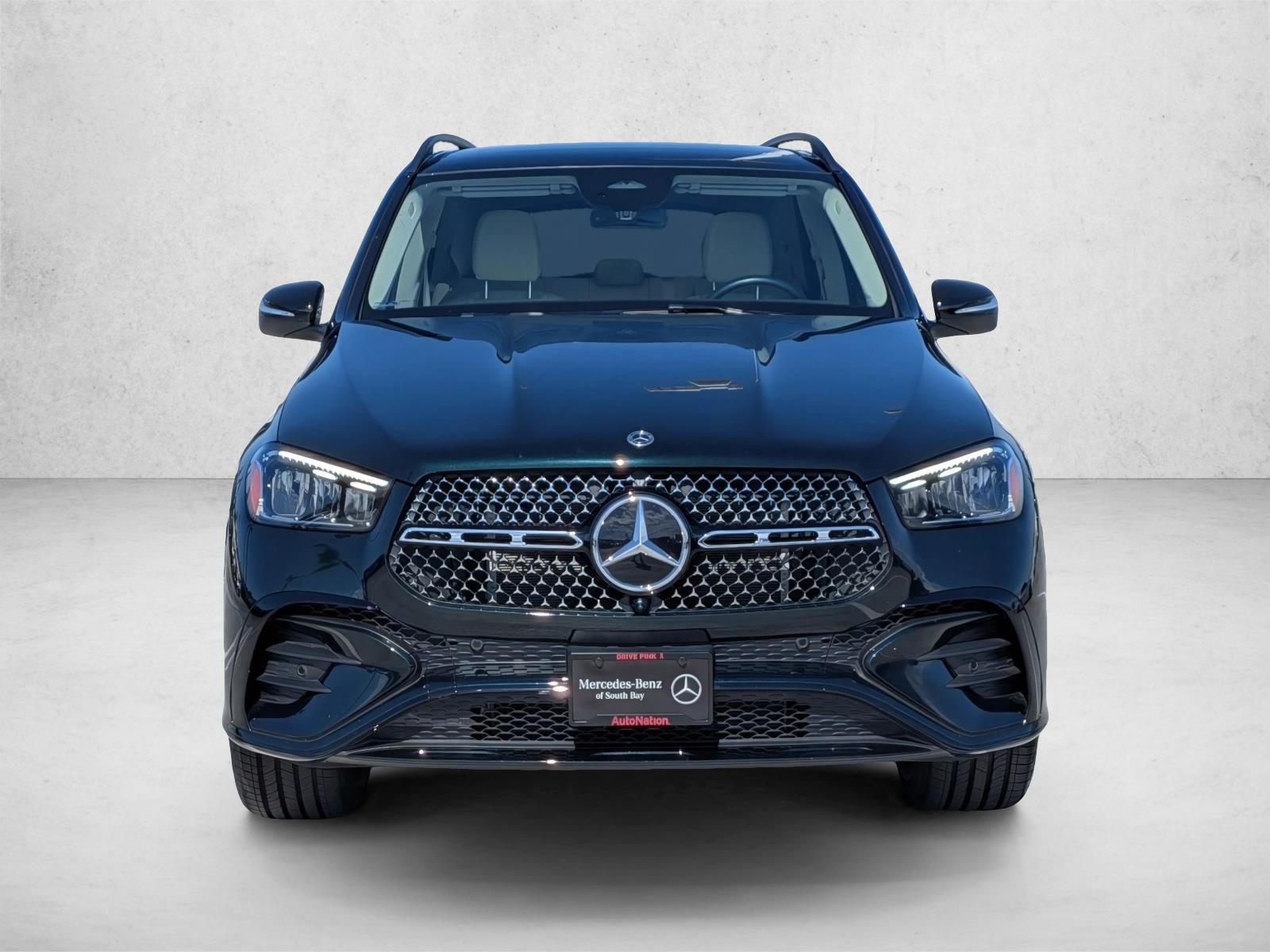 2025 Mercedes Benz GLE 4MATIC photo 2