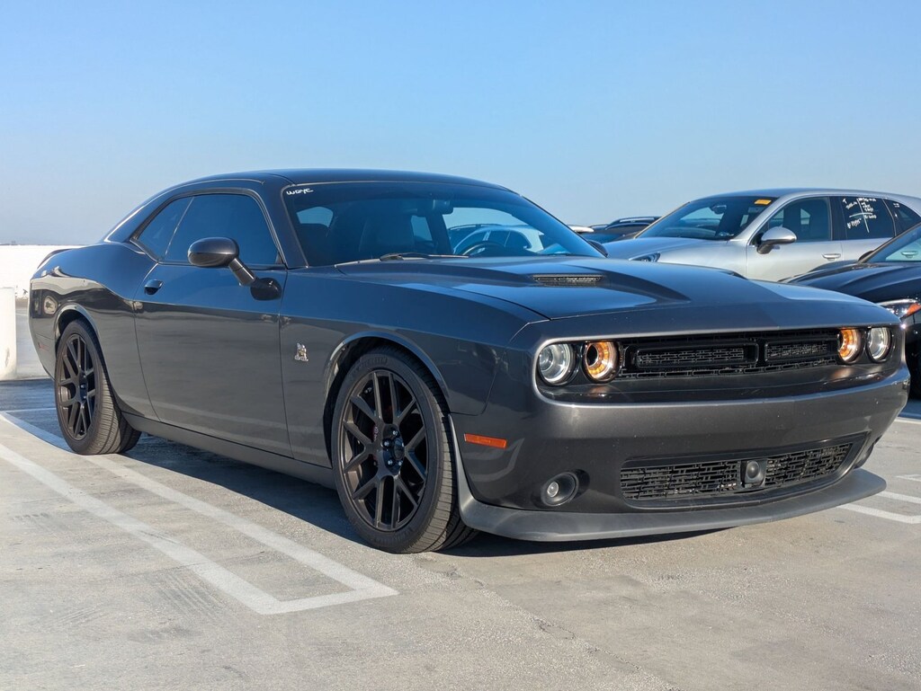 Used 2016 Dodge Challenger R/T Scat Pack Coupe