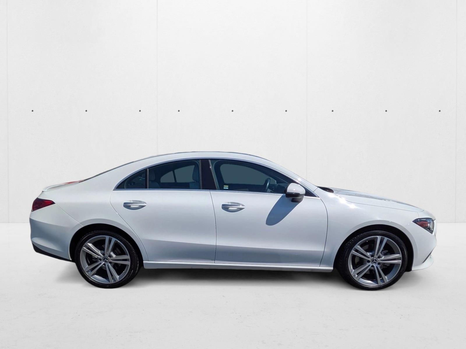 2022 Mercedes Benz CLA 250 photo 4