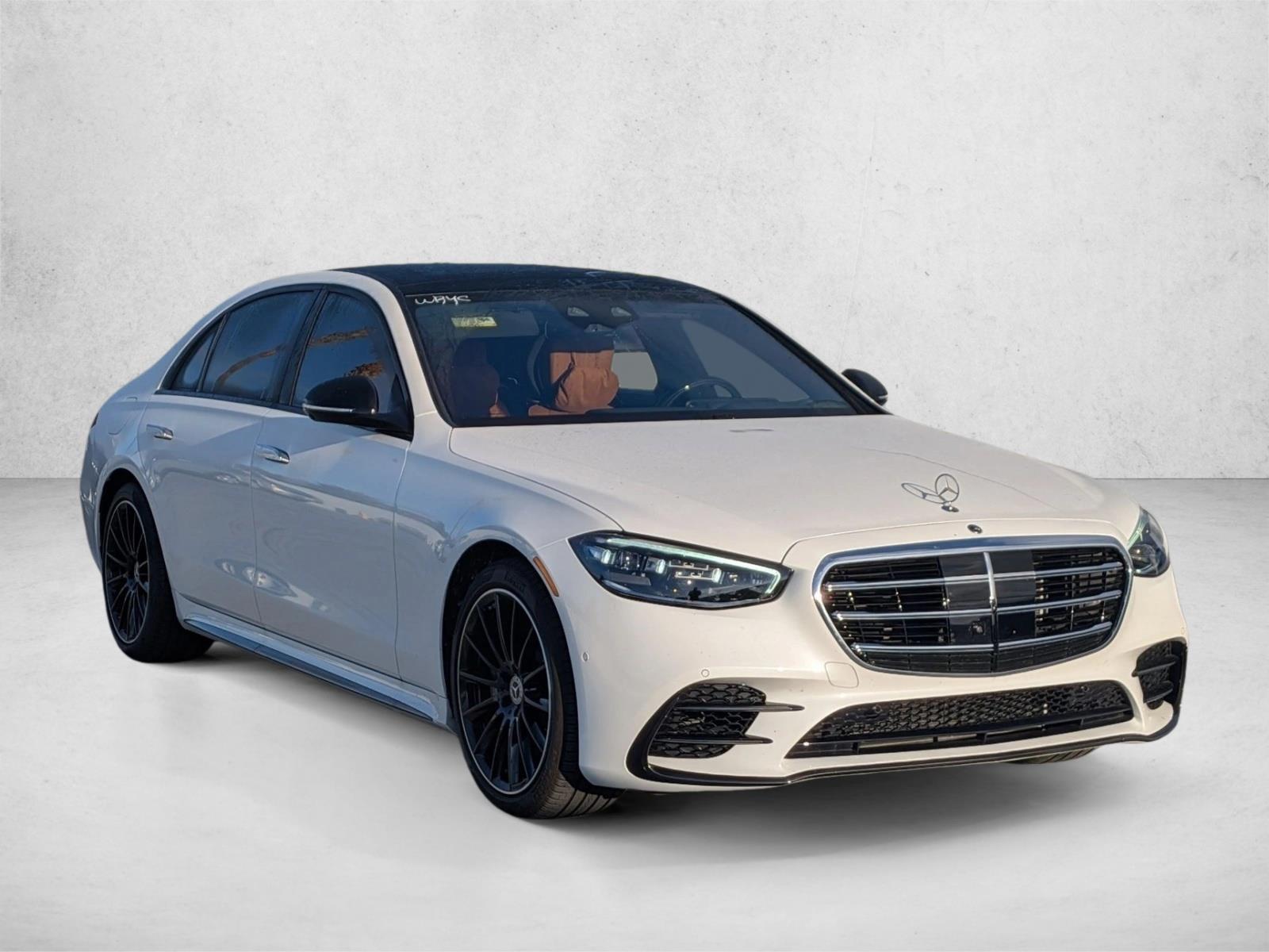 2024 Mercedes Benz S 580 4MATIC photo 3