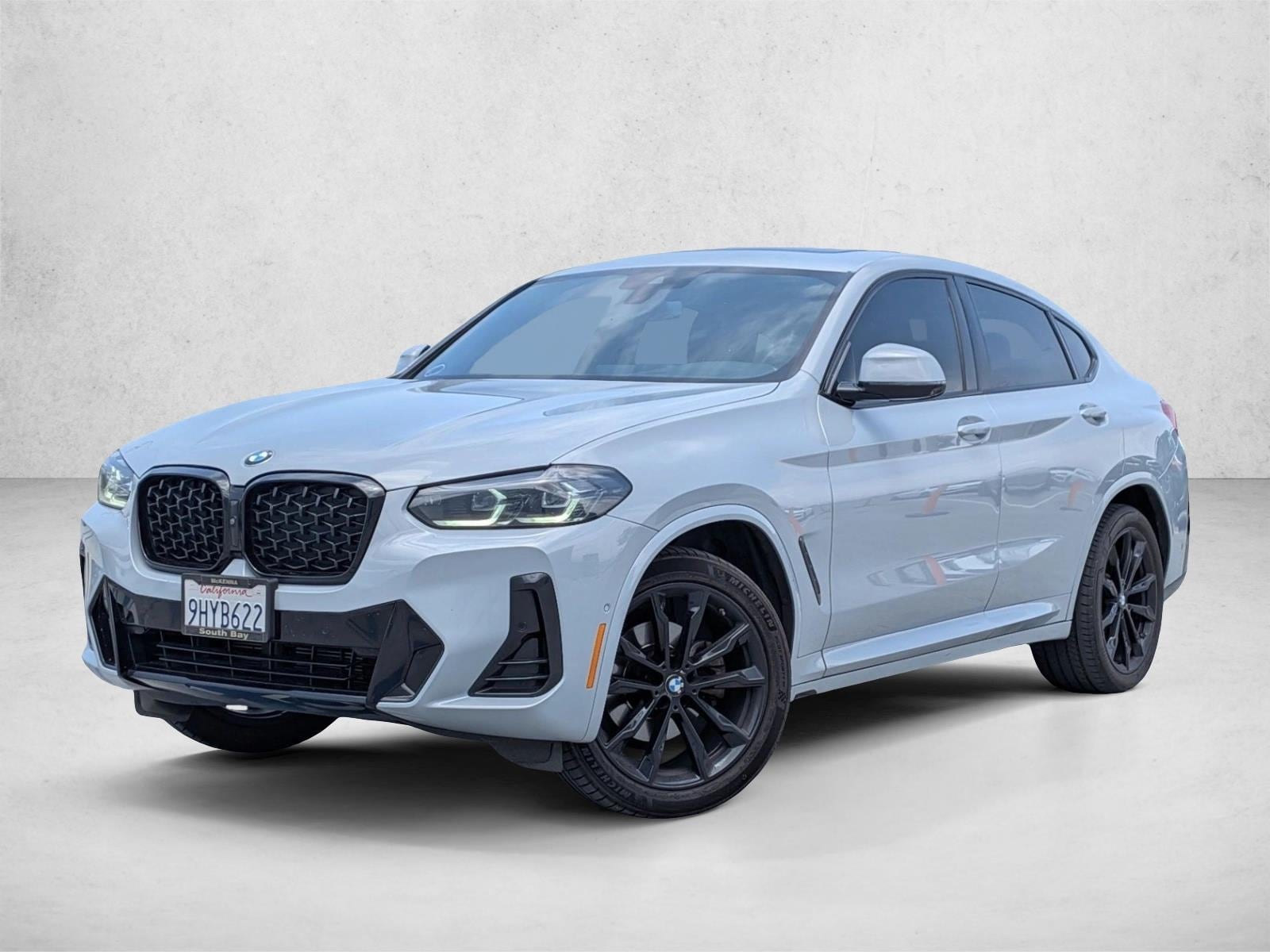 2024 BMW X4 xDrive30i's photo