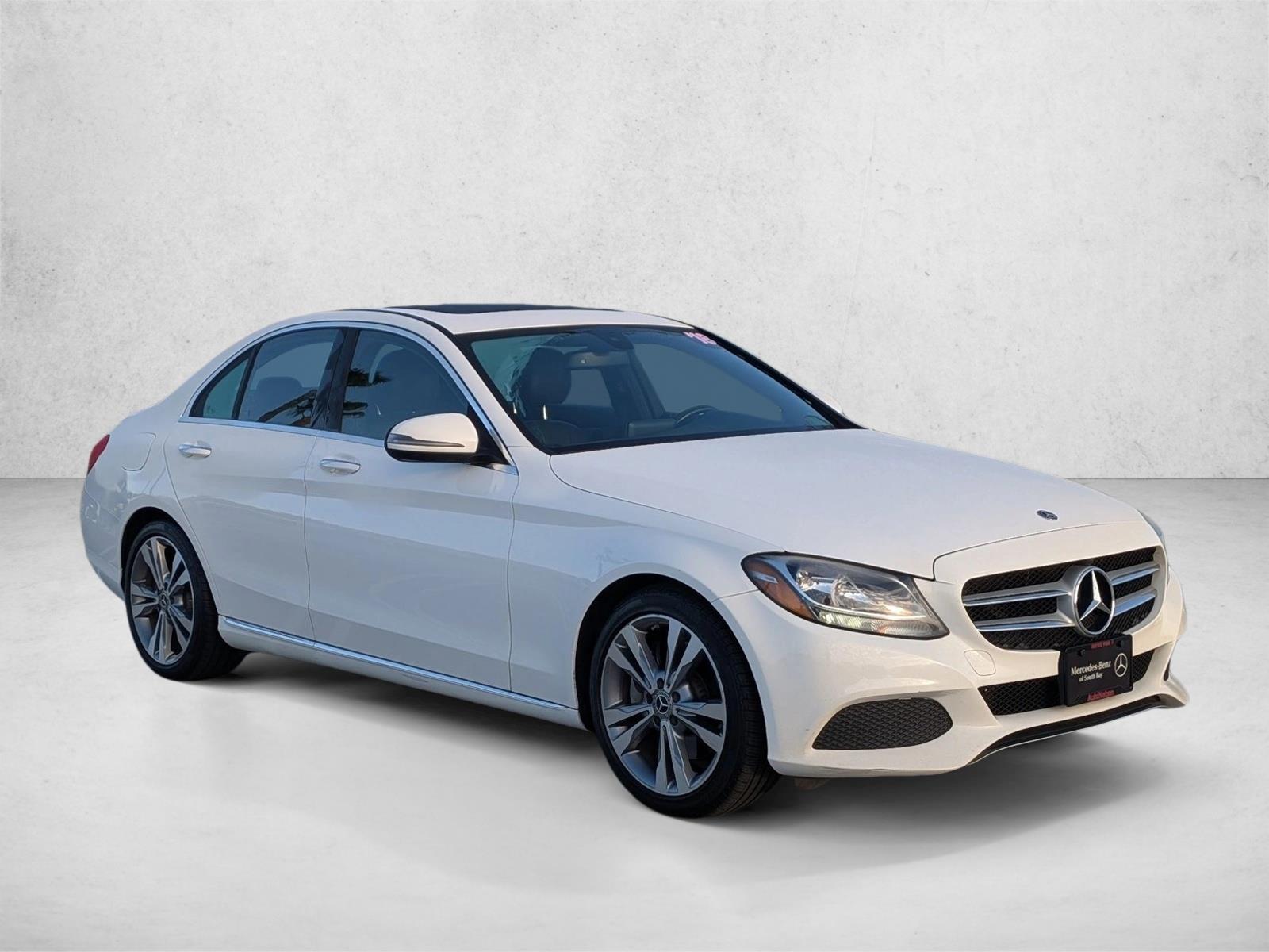 2018 Mercedes Benz C 300 Sedan photo 3
