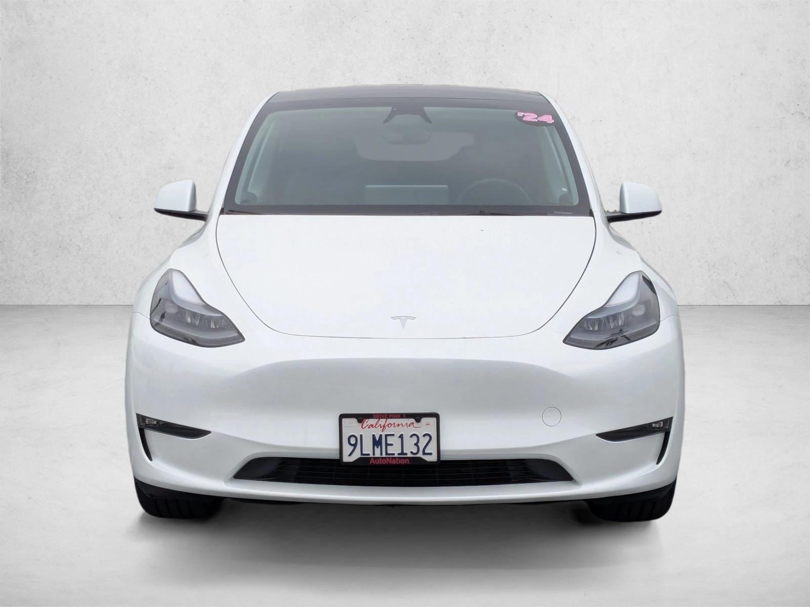 Used 2024 Tesla Model Y Long Range with VIN 7SAYGAEE0RF035583 for sale in Torrance, CA