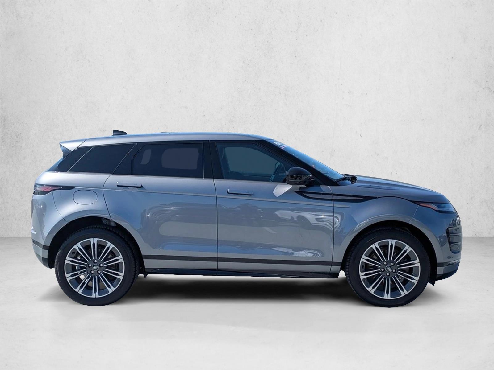 2024 Land Rover Range Rover Evoque Dynamic SE photo 4
