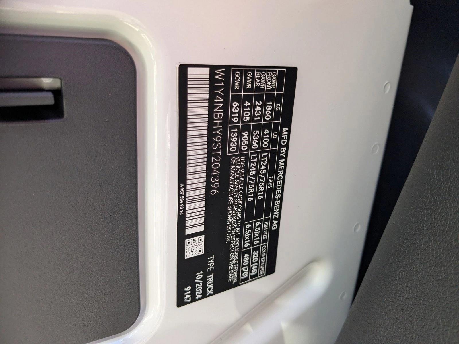 2025 Mercedes-Benz Sprinter Cargo Van Base - Photo 17