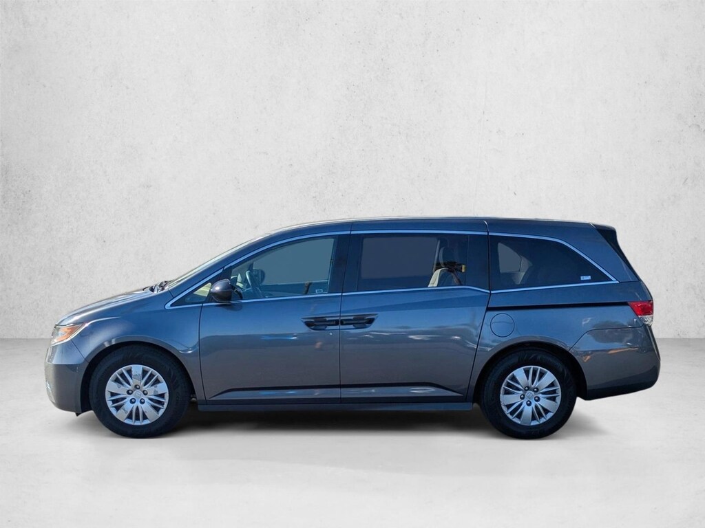 Used 2016 Honda Odyssey LX Van Passenger Van