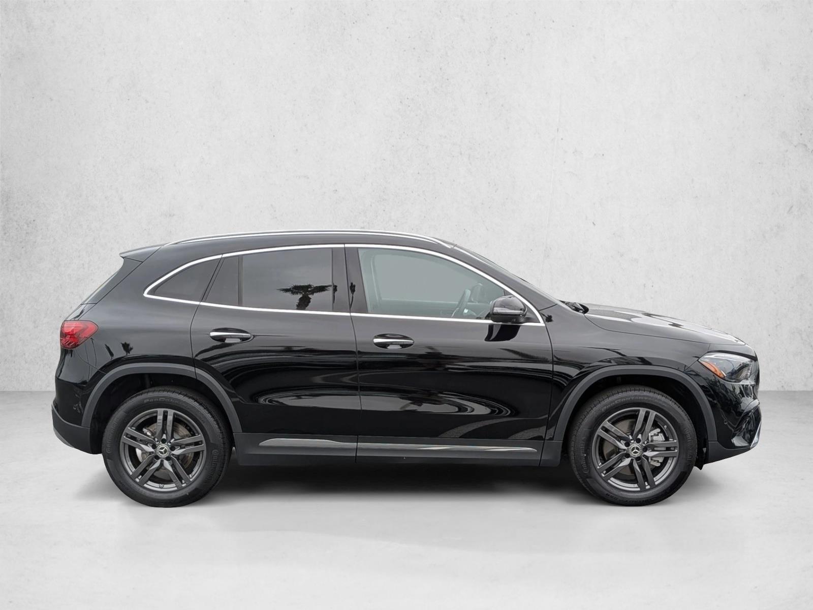 2025 Mercedes Benz GLA 250 photo 4