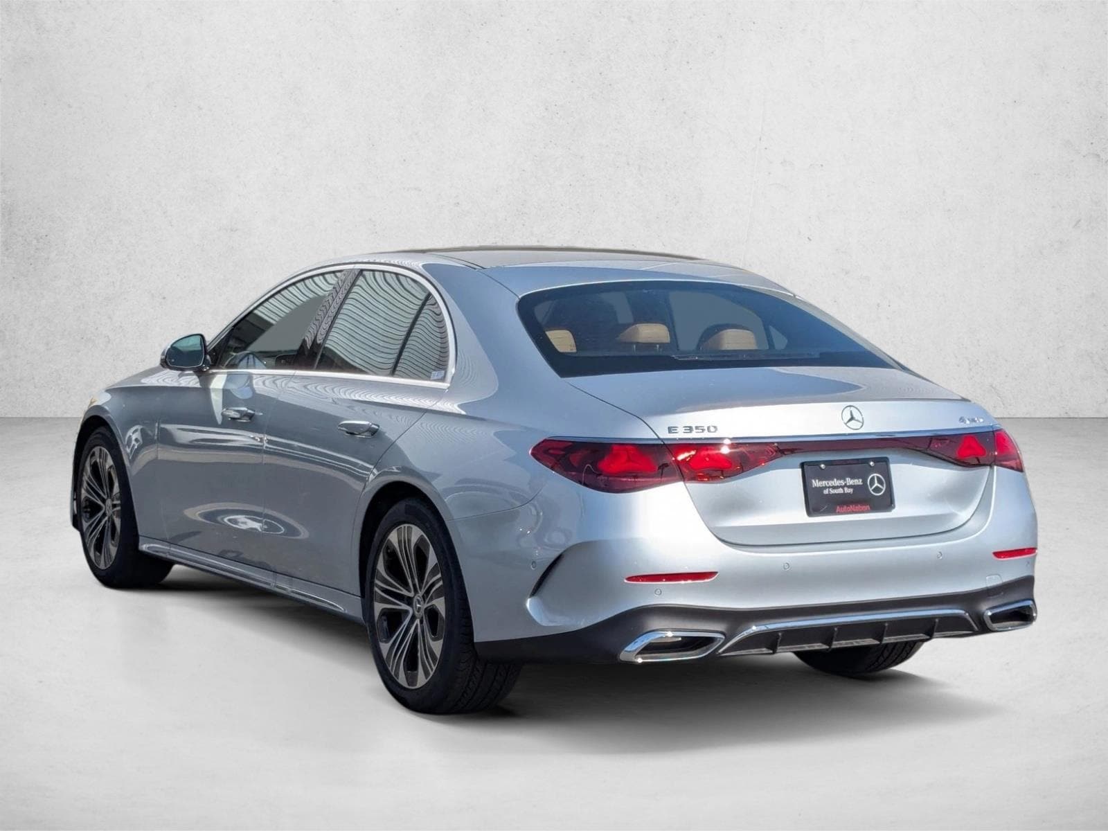 2026 Mercedes-Benz E-Class E350 - Photo 9
