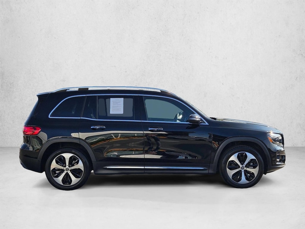 Certified 2024 Mercedes-Benz GLB 4MATIC SUV