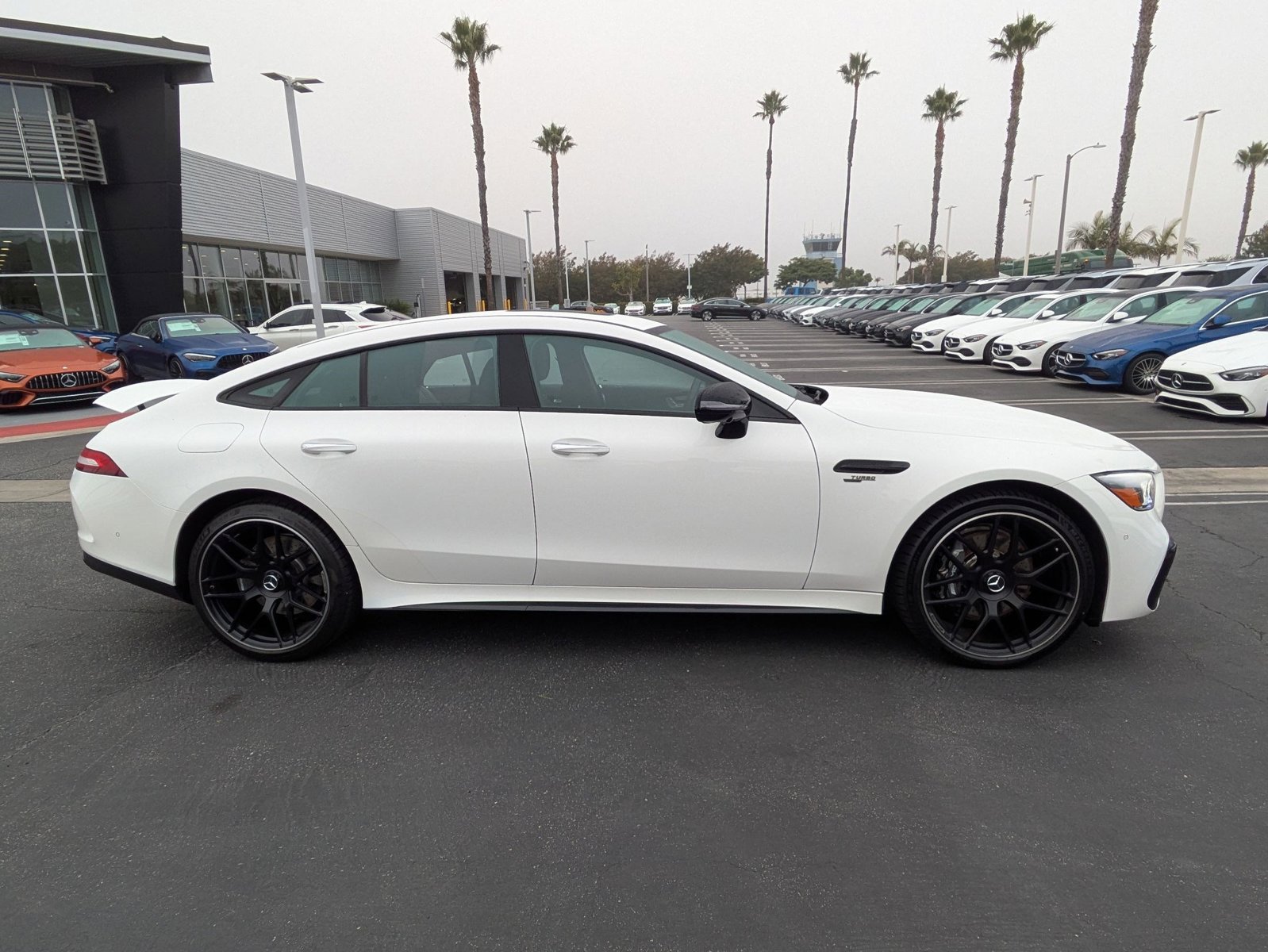 2024 Mercedes Benz AMG GT photo 4