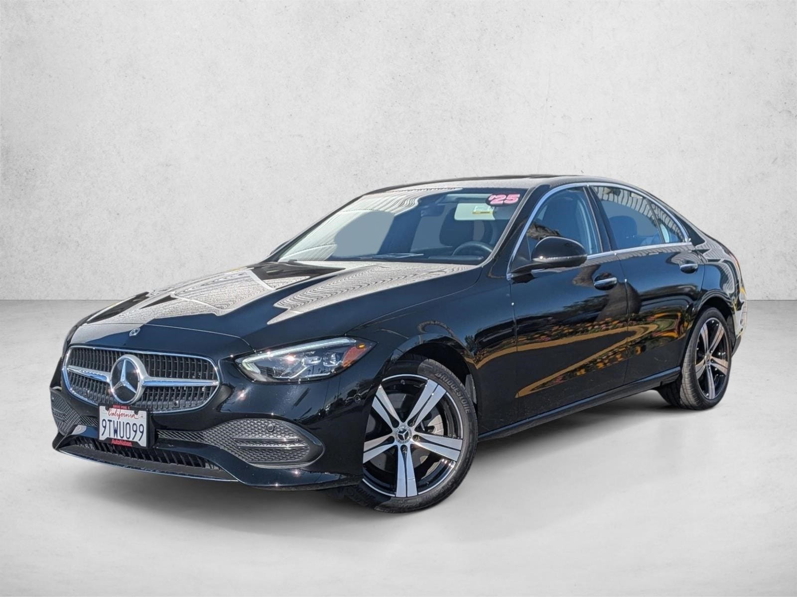 2025 Mercedes-Benz C-Class Se's photo