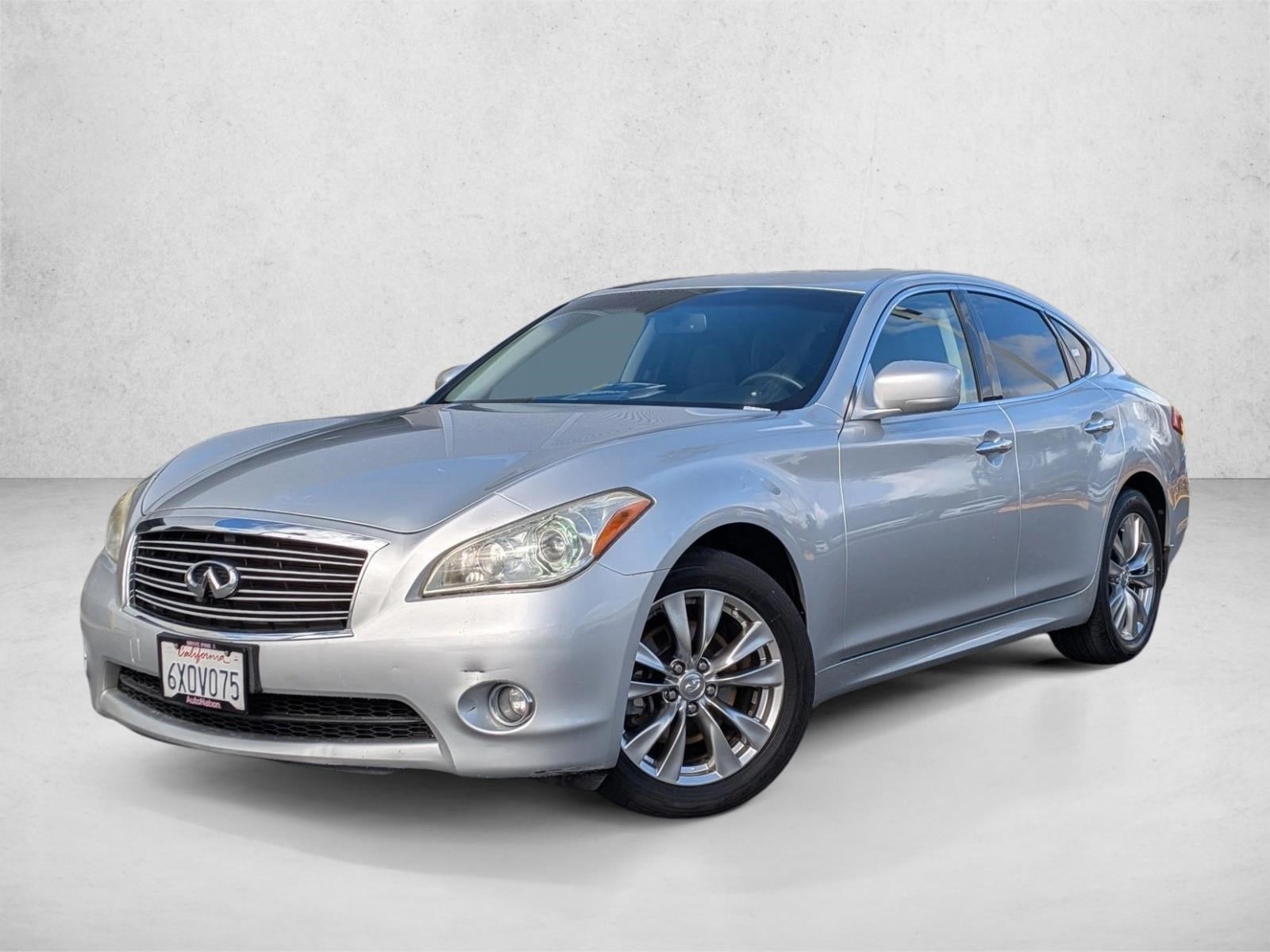 2012 INFINITI M 37's photo