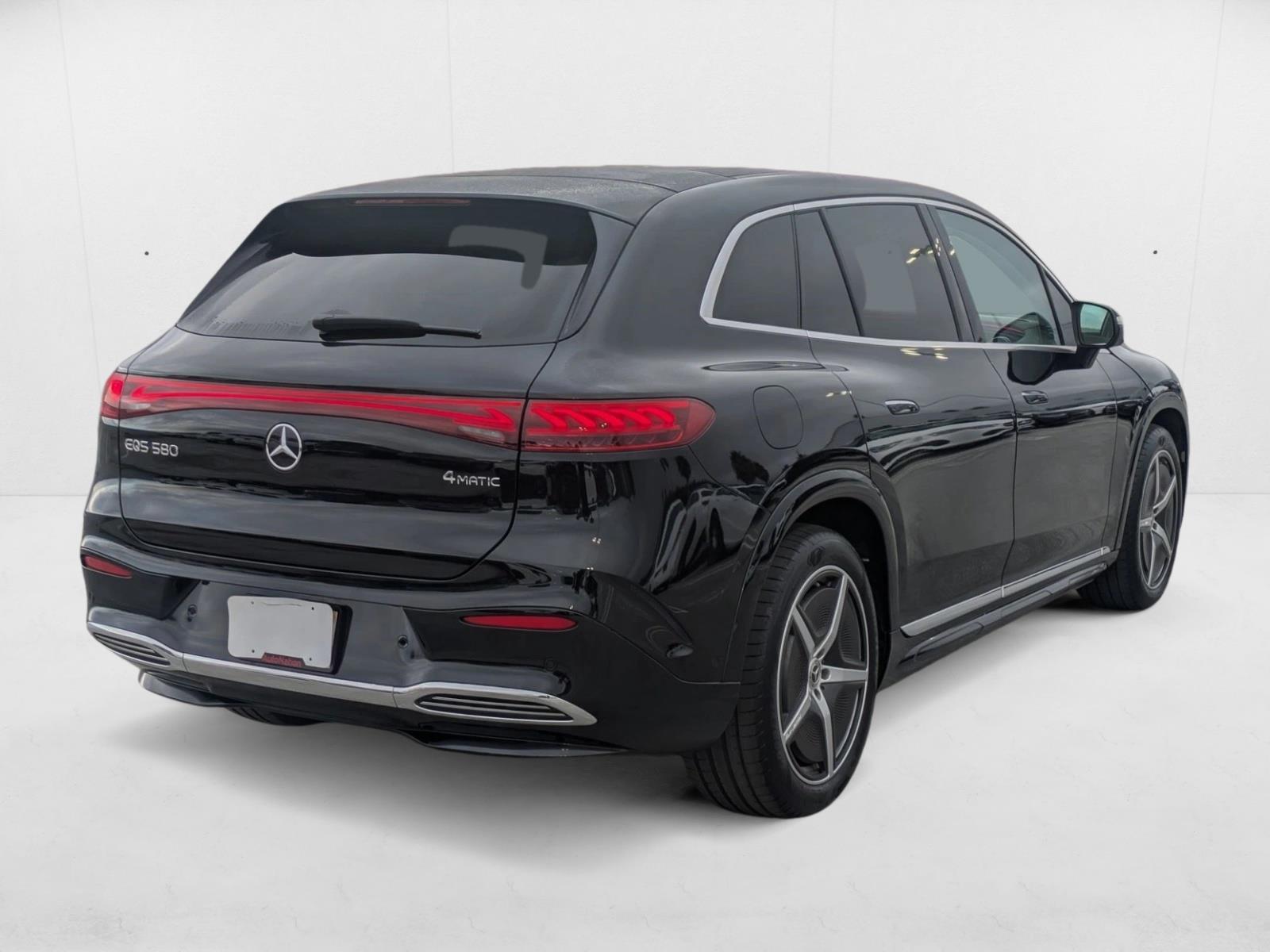 2023 Mercedes Benz EQS SUV 580 4MATIC photo 4