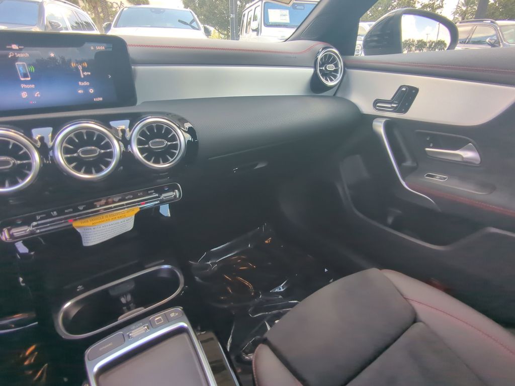 2026 Mercedes Benz CLA 250 photo 4