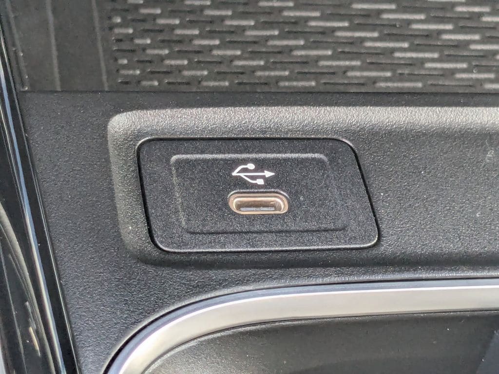 2025 Mercedes-Benz GLA GLA250 - Photo 11