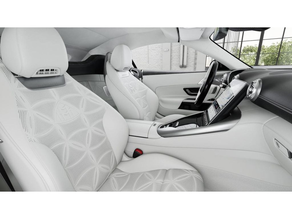 2026 Mercedes Benz SL photo 4