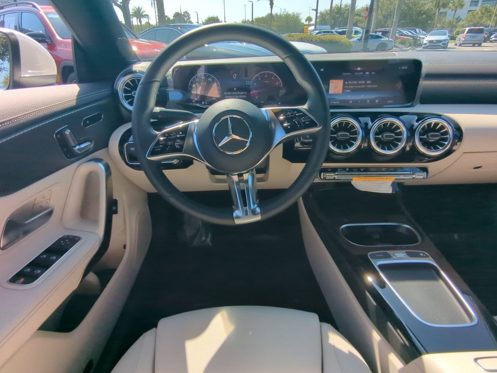 2025 Mercedes Benz CLA photo 3
