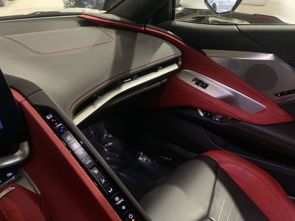 2024 Chevrolet Corvette 2LT photo 4
