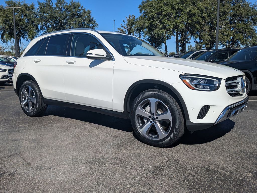 2022 Mercedes-Benz GLC