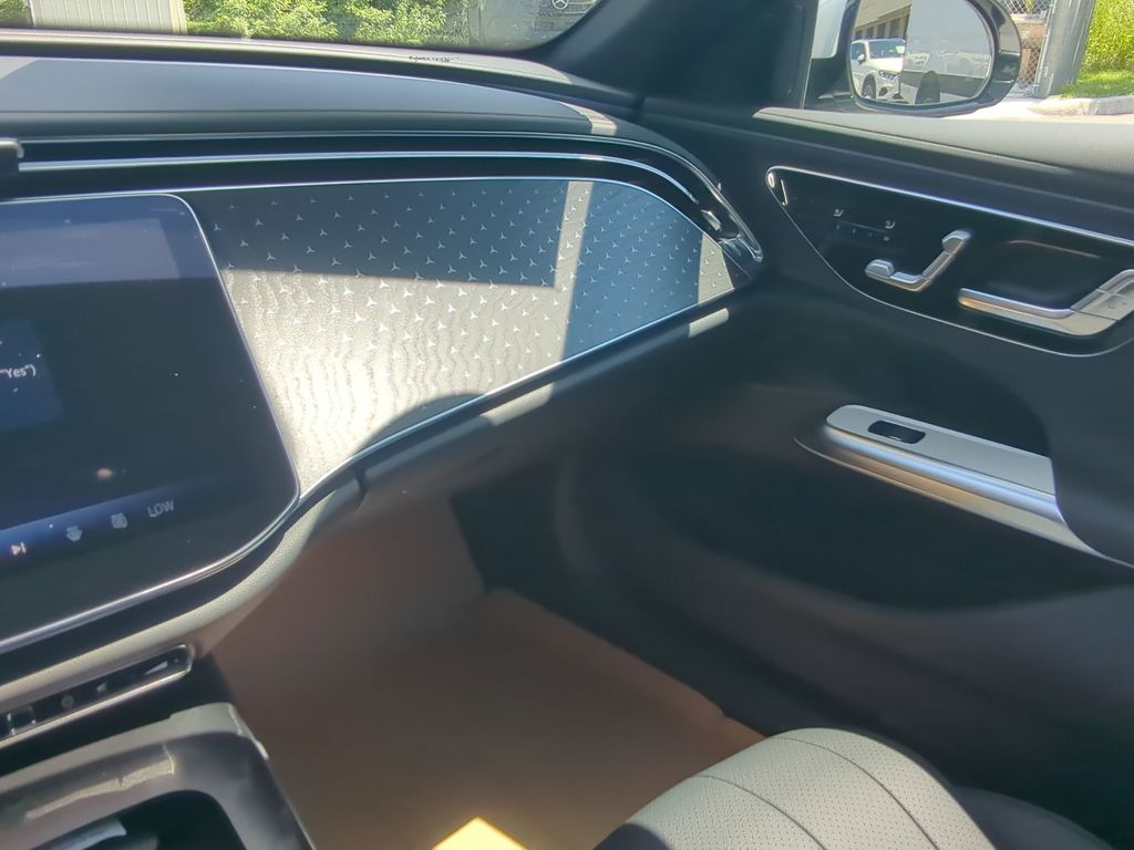 2026 Mercedes Benz E 350 photo 4