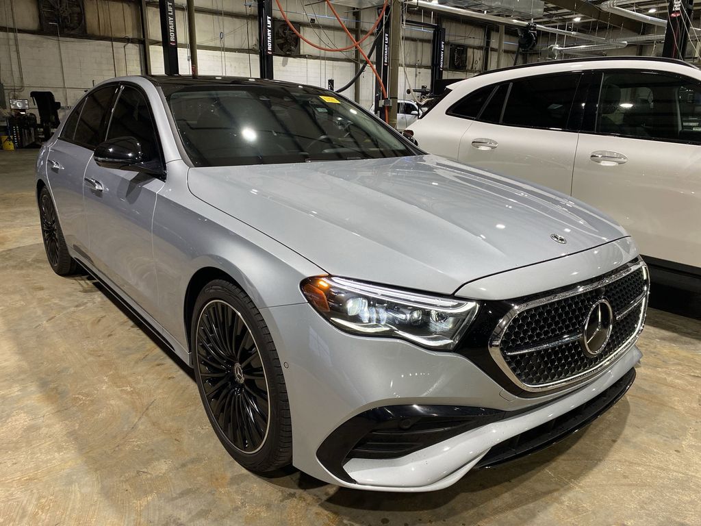 2024 Mercedes-Benz E-Class E350's photo
