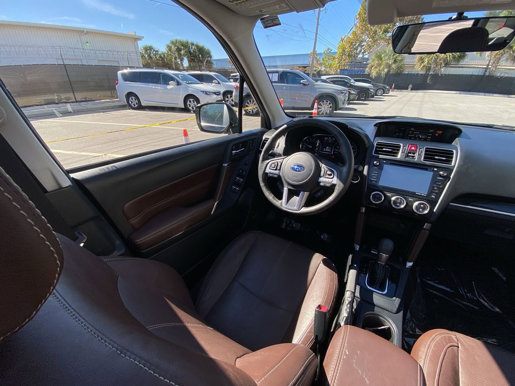 2017 Subaru Forester 2.0XT Touring photo 3