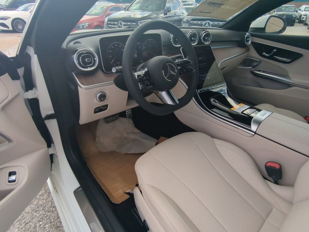 2024 Mercedes Benz CLE 300 4MATIC photo 2
