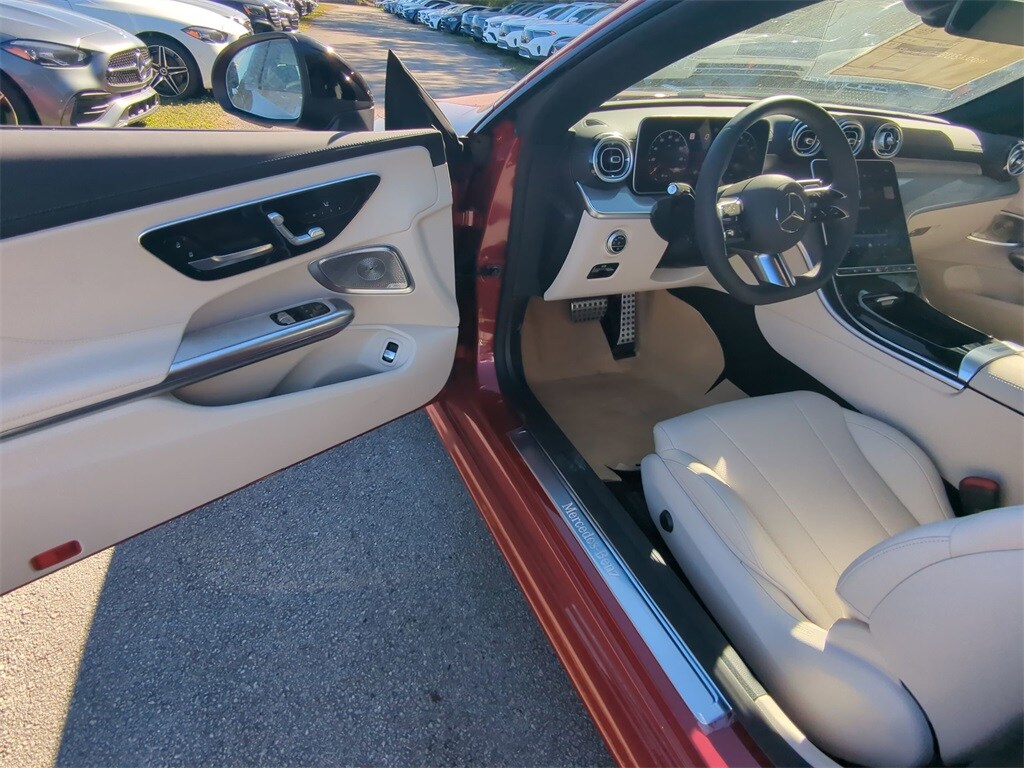 2024 Mercedes Benz CLE 300 photo 3