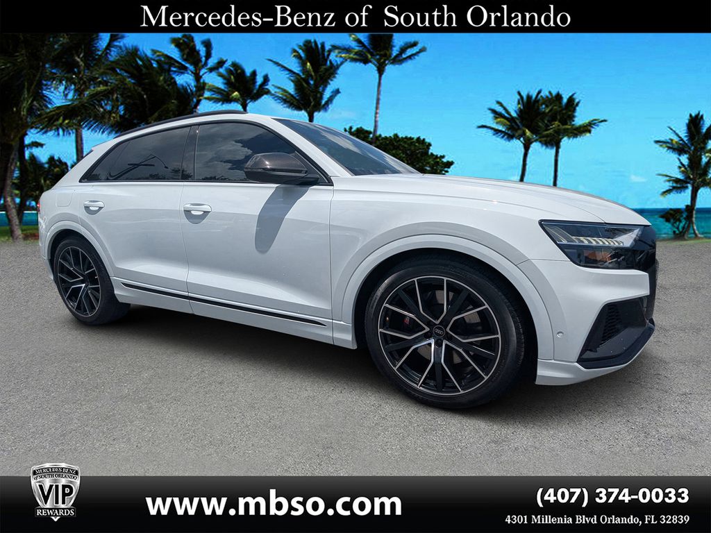 2023 Audi SQ8 Prestige's photo