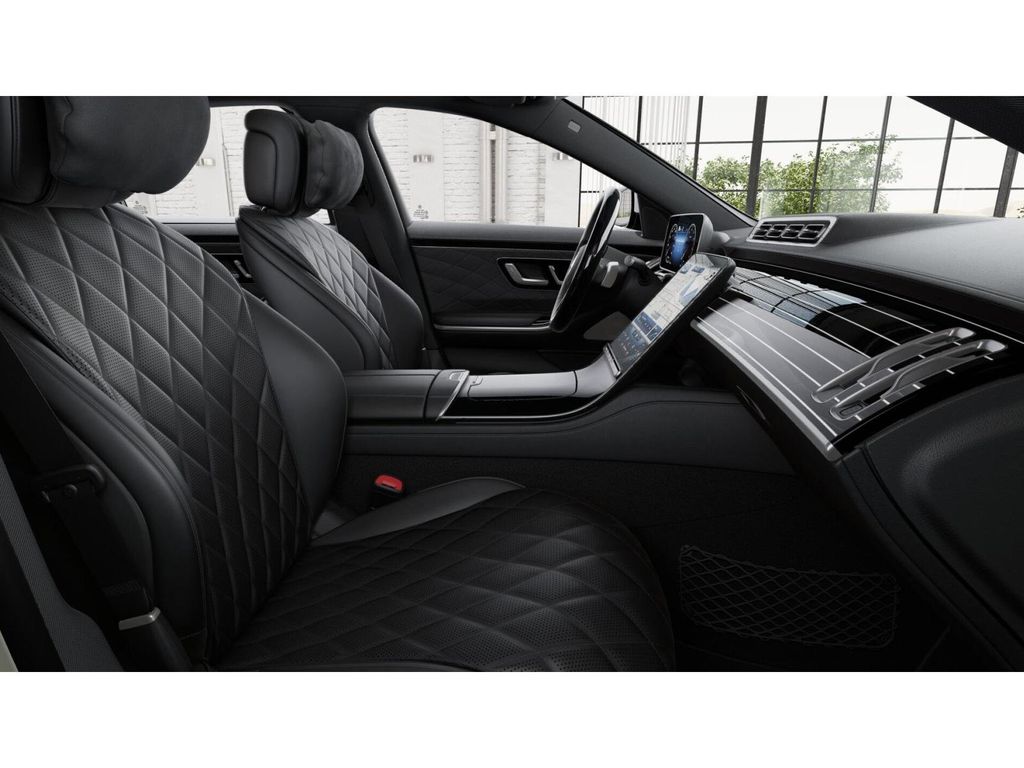 2026 Mercedes Benz S 580 4MATIC photo 4