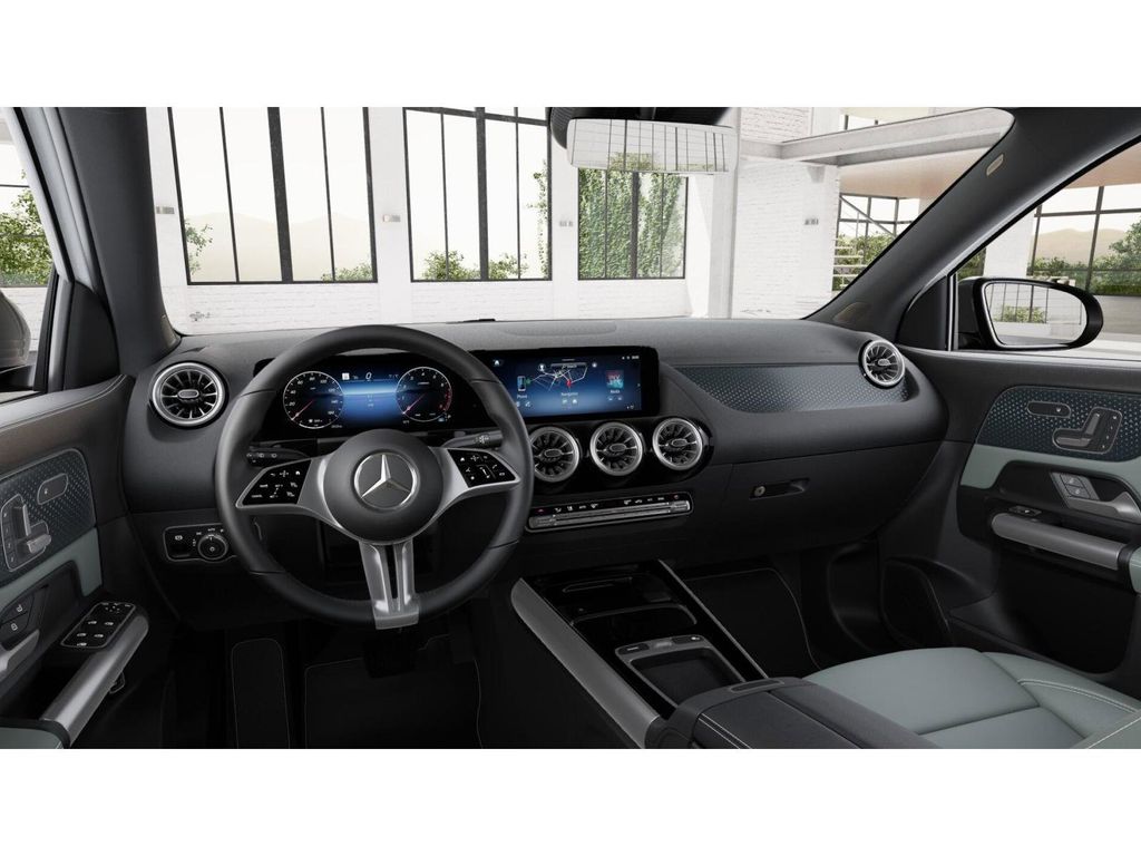 2026 Mercedes Benz GLA 250 photo 3