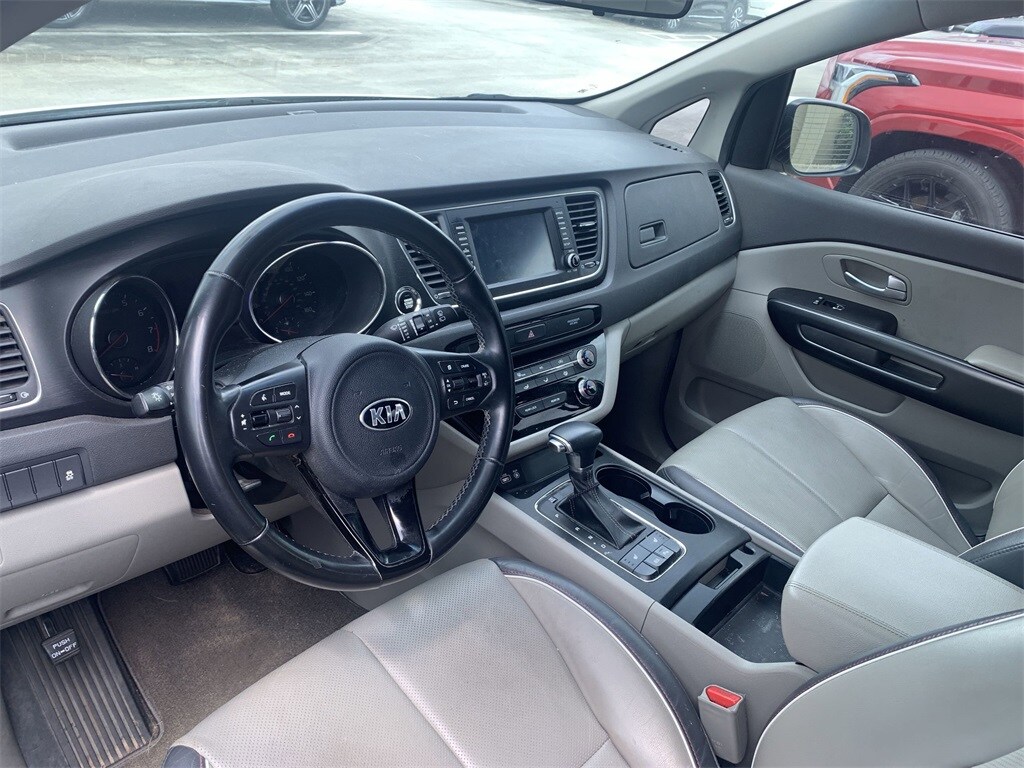 Used 2018 Kia Sedona LX with VIN KNDMB5C12J6355876 for sale in Orlando, FL