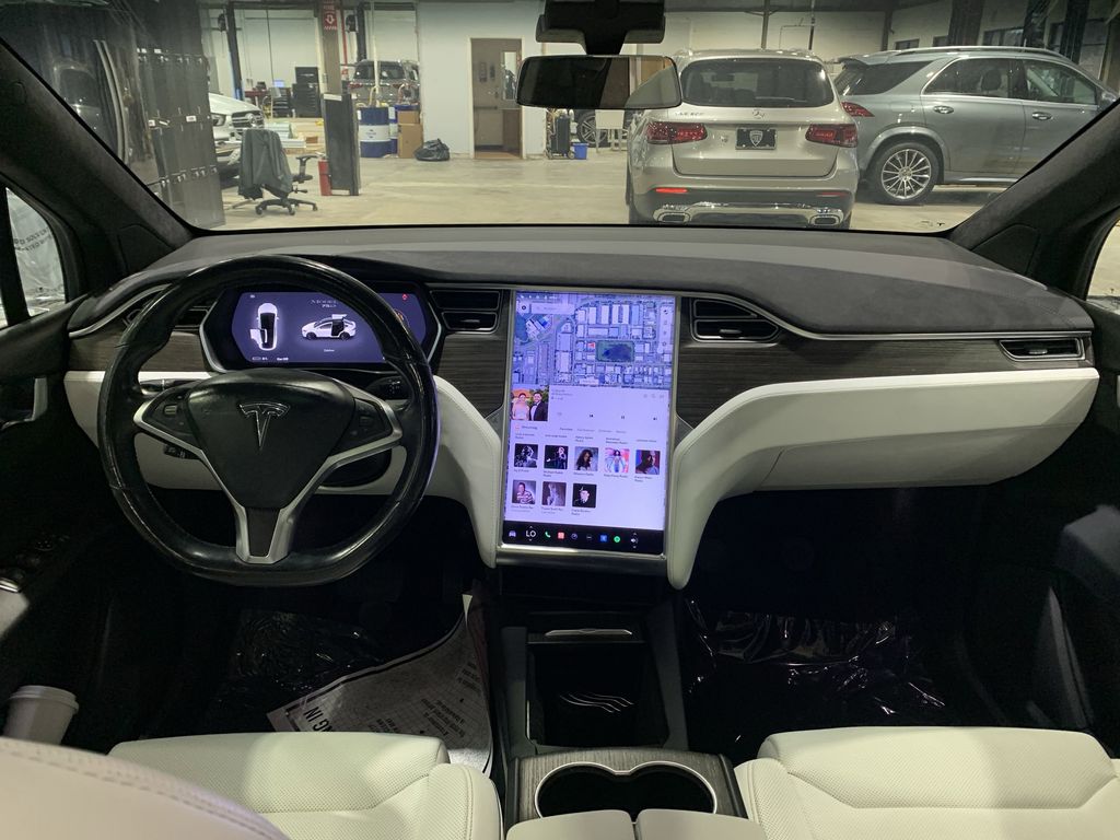 Used 2016 Tesla Model X 75D with VIN 5YJXCAE2XGF012125 for sale in Orlando, FL