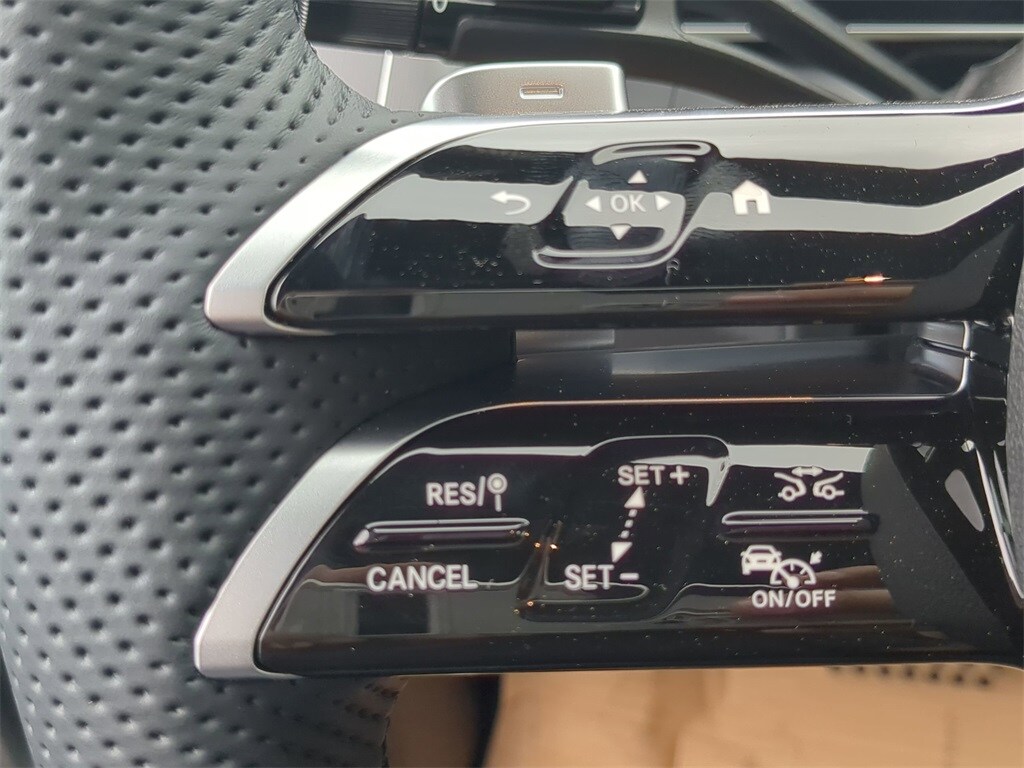 2025 Mercedes-Benz GLC Base - Photo 13