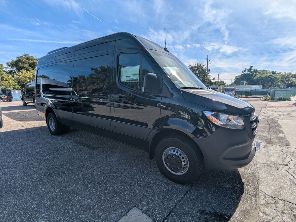 2026 Mercedes-Benz Sprinter Cargo Van Base's photo