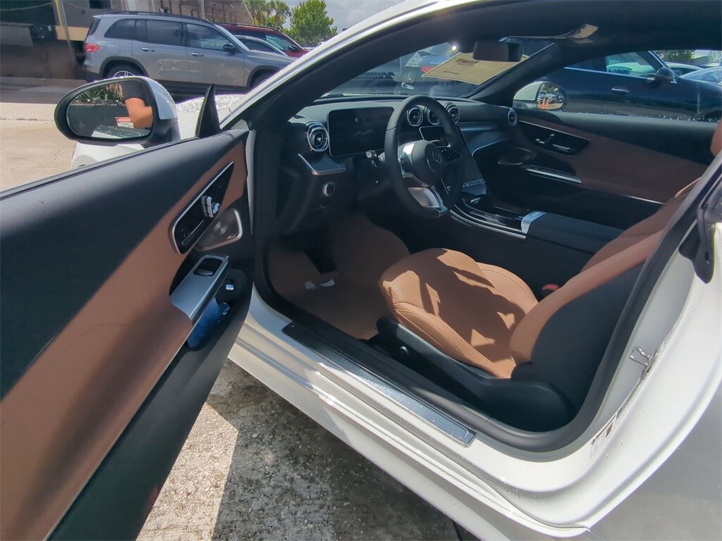 2024 Mercedes Benz CLE 300 photo 3