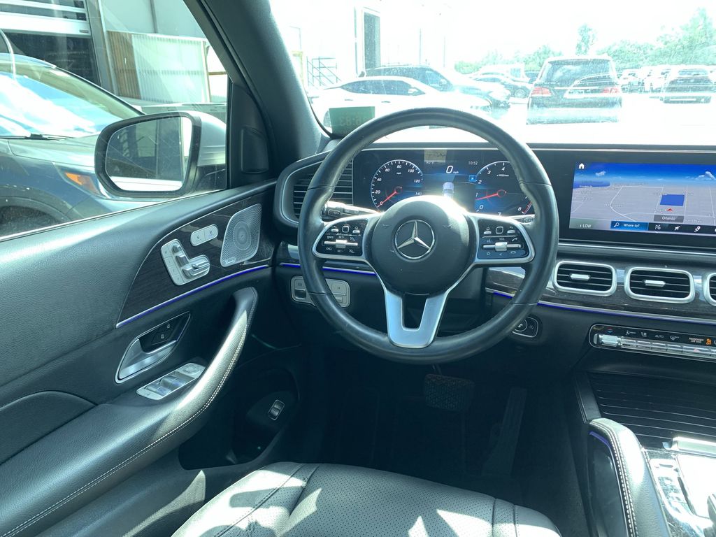 2020 Mercedes Benz GLE 4MATIC photo 3
