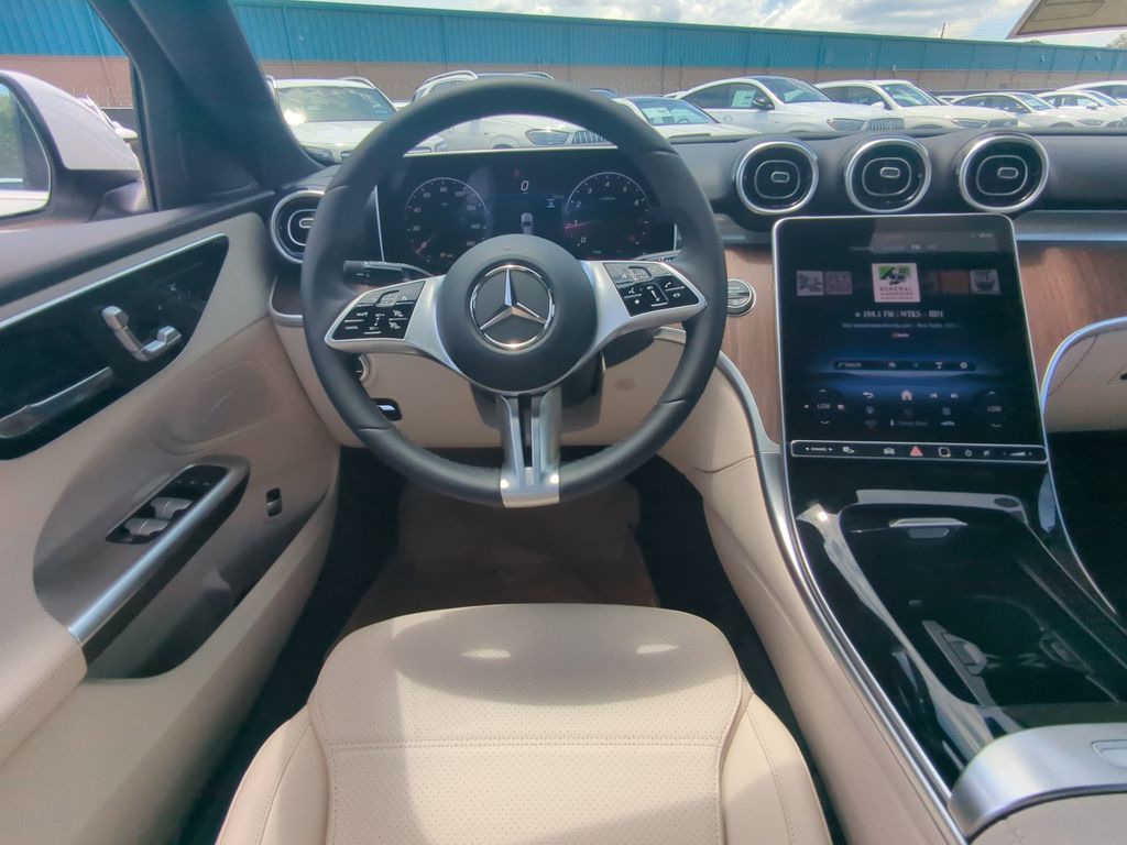 2025 Mercedes Benz C 300 photo 3