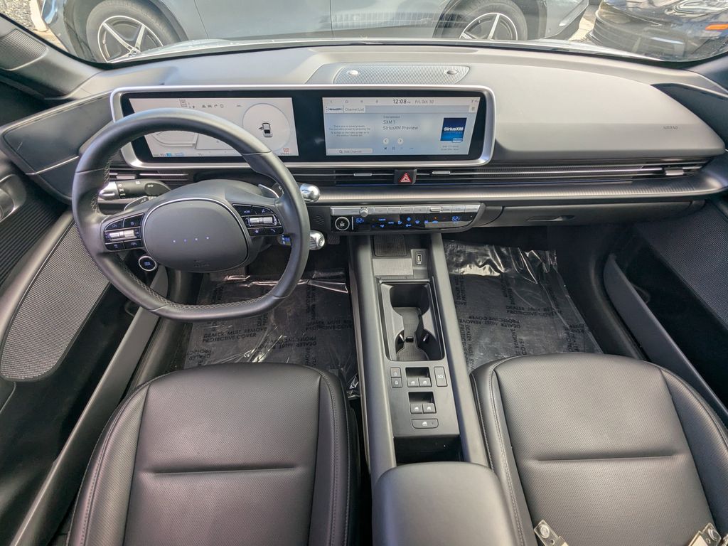 2023 Hyundai Ioniq 6 SEL photo 2