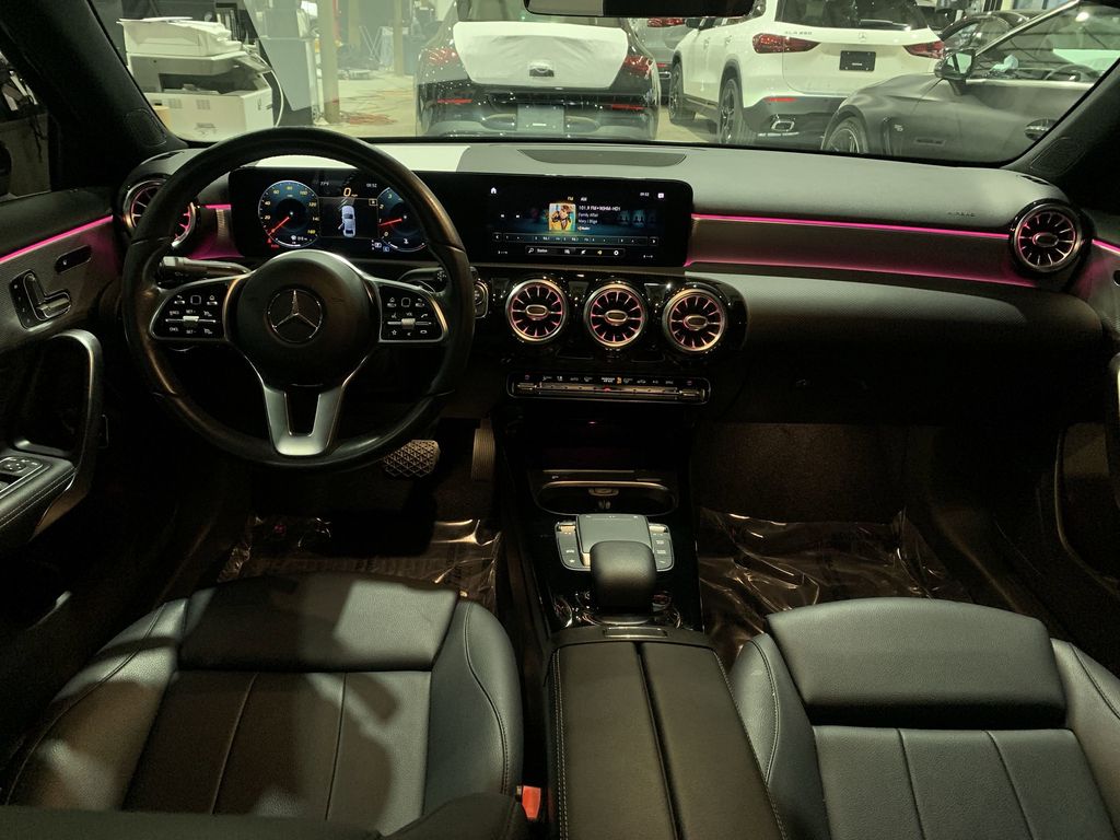 2021 Mercedes Benz A 220 4MATIC photo 2