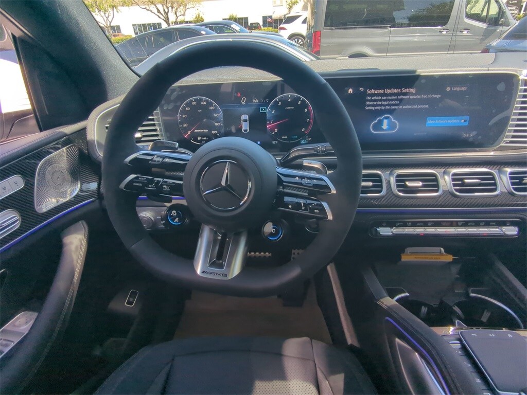 2025 Mercedes Benz GLE 53 AMG photo 3