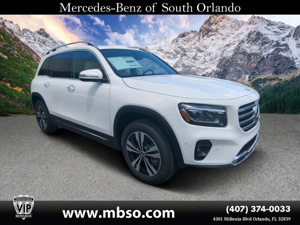 2025 Mercedes-Benz GLB Base's photo