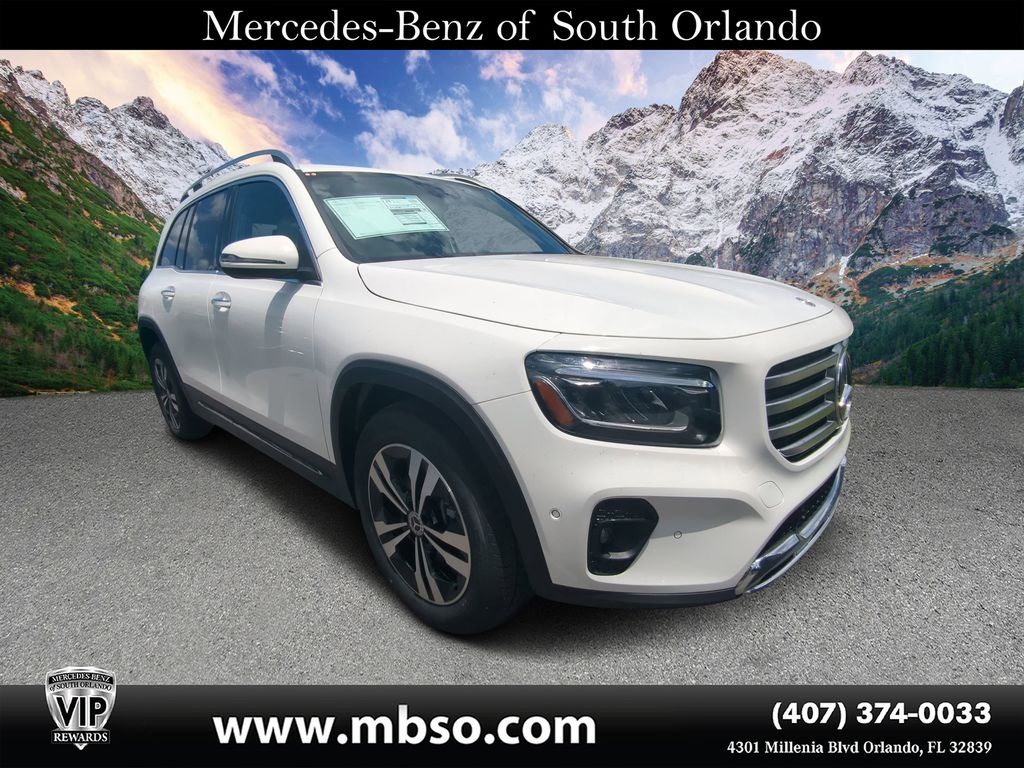 2025 Mercedes-Benz GLB Base's photo